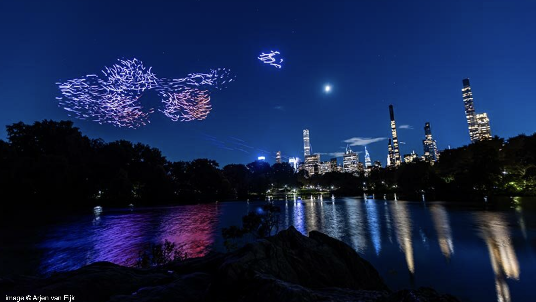 Nova flies first ever drone show in Central park with Studio DRIFT flying sculpture 